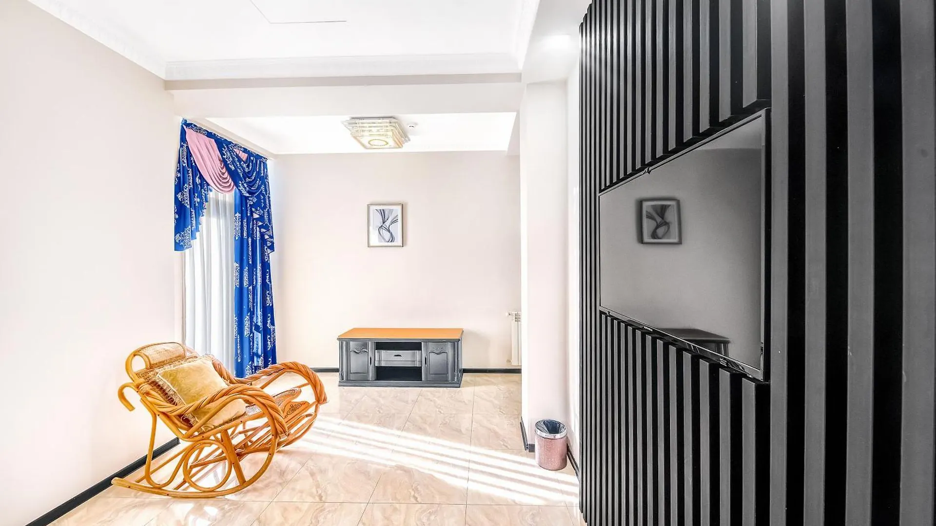 Cron Palace Kosher Tbilisi Hotel 4*,  Gruzja