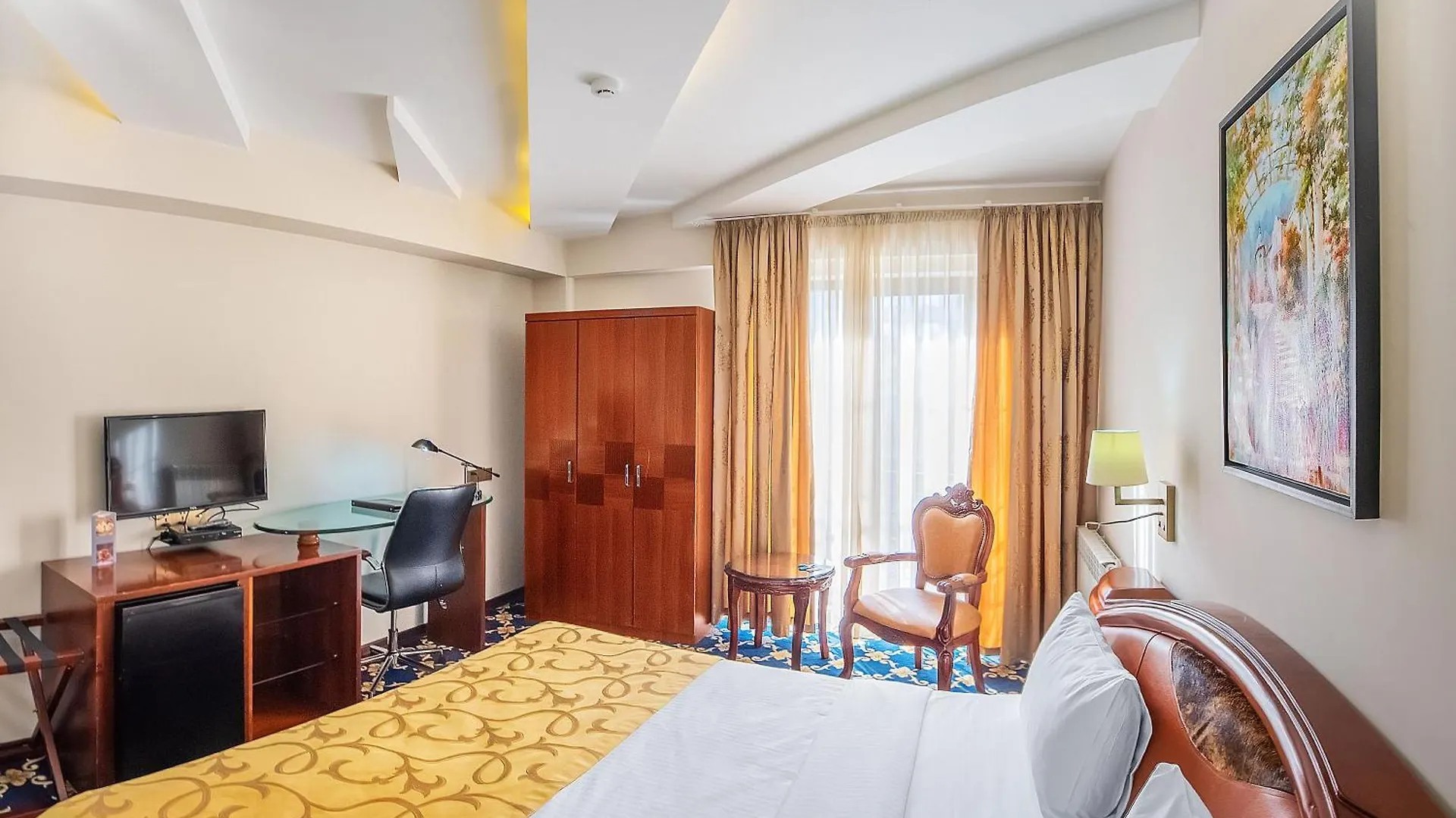 Cron Palace Kosher Tbilisi Hotel